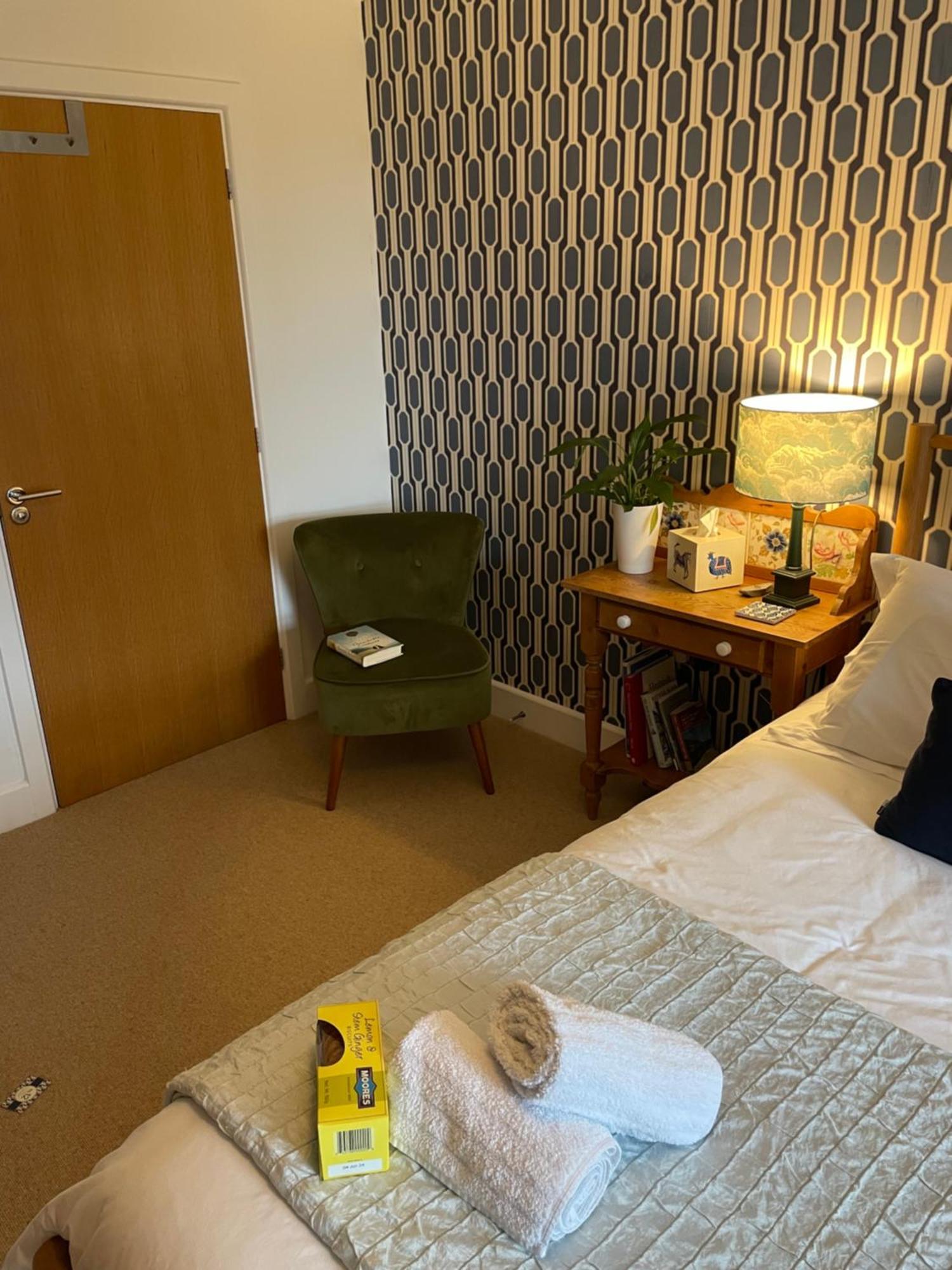 No 12 Bed & Breakfast Lyme Regis Luaran gambar